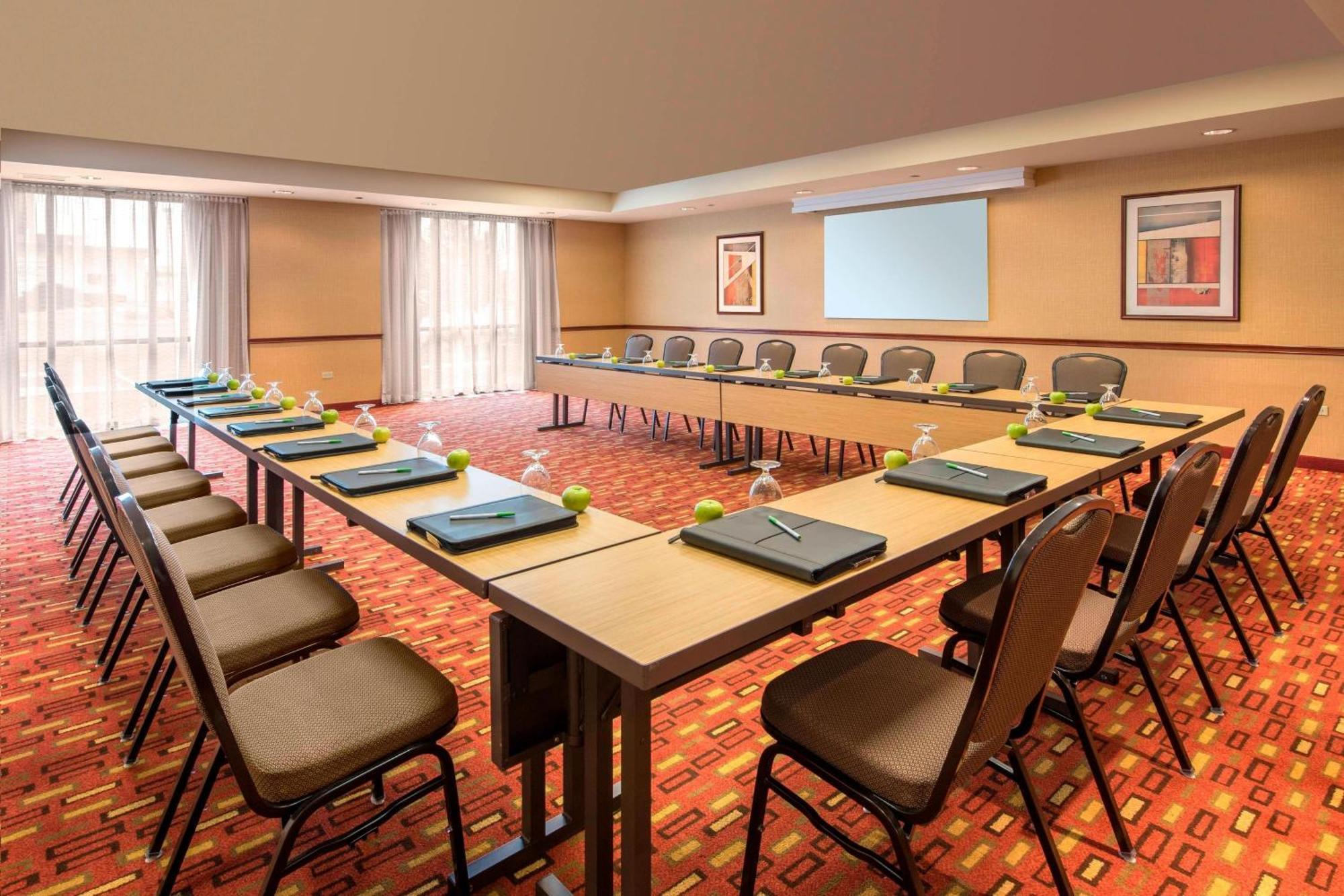 Courtyard By Marriott Denver Cherry Creek Экстерьер фото