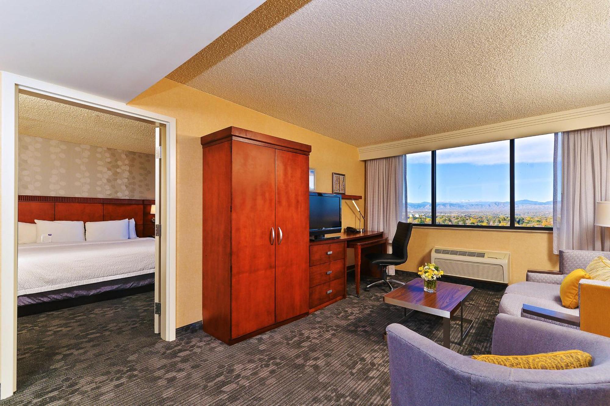 Courtyard By Marriott Denver Cherry Creek Экстерьер фото